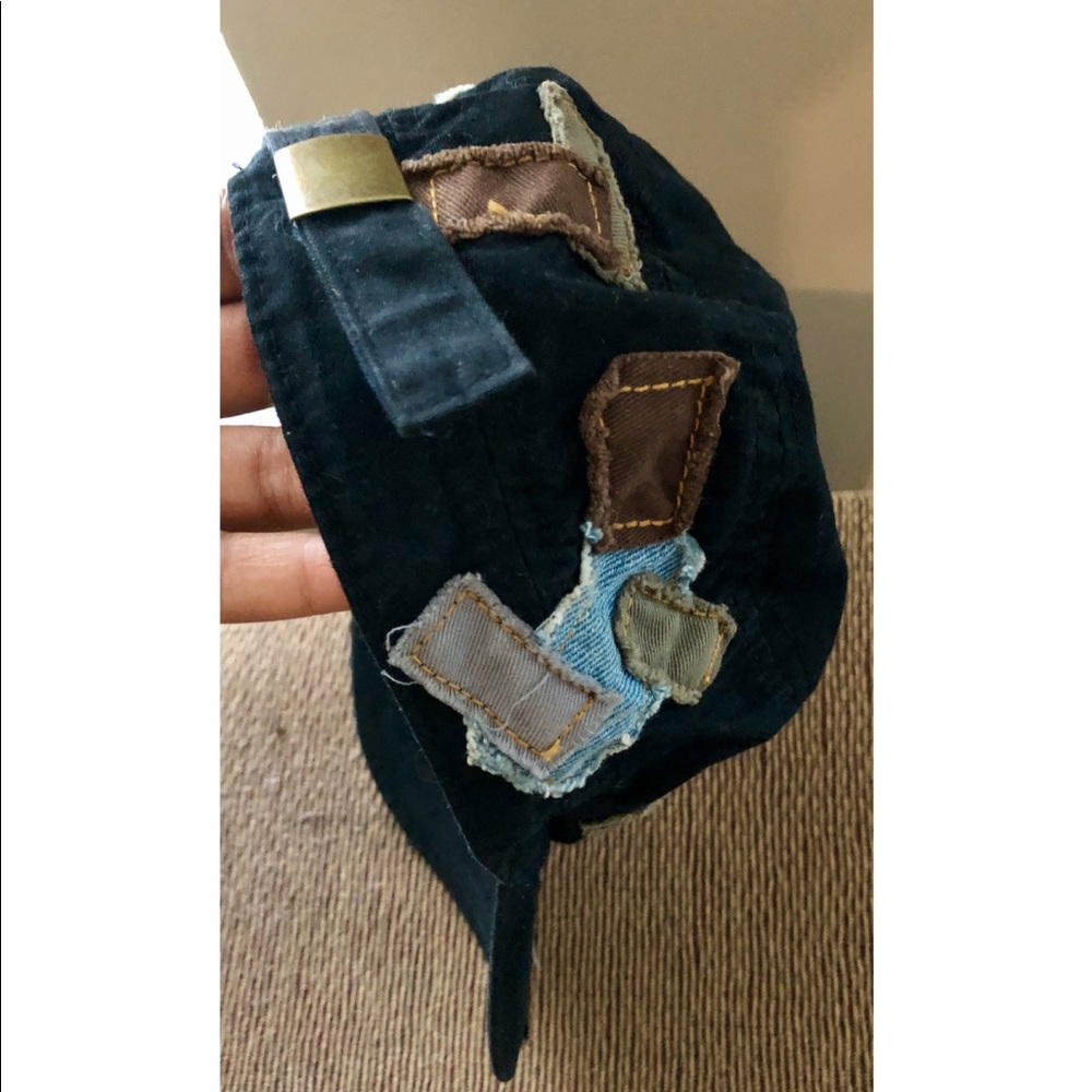 Cute baseball cap 🧢💋 - Picture 2 of 2